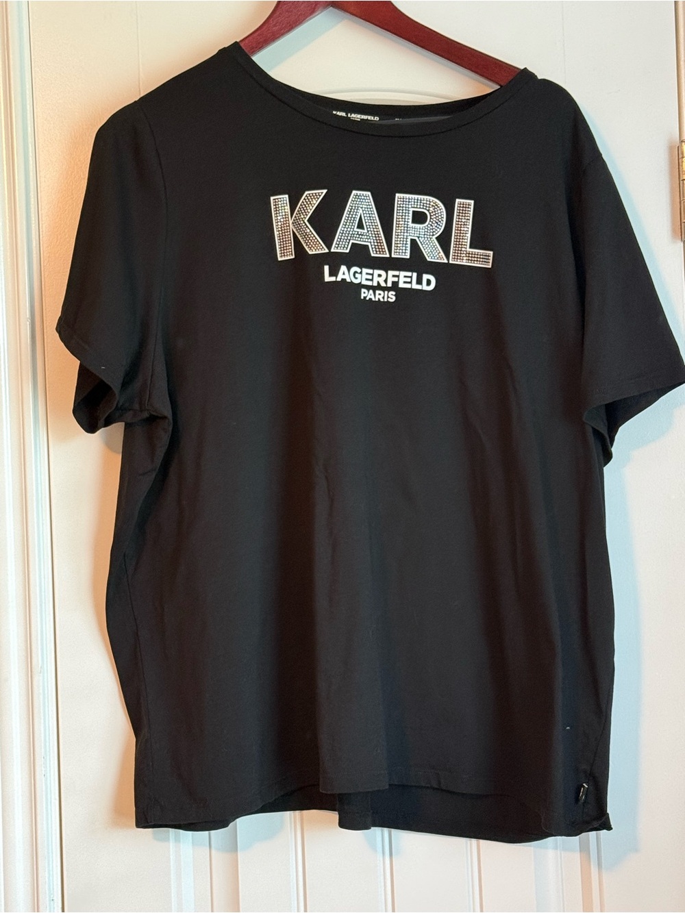 Karl Lagerfeld Paris Women's Black Graphic Logo Rhinestone T-Shirt - Size 2X